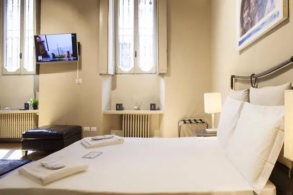 Apartment Hemeras Boutique Homes - 4 Luxury Suites In Milan Fashion District